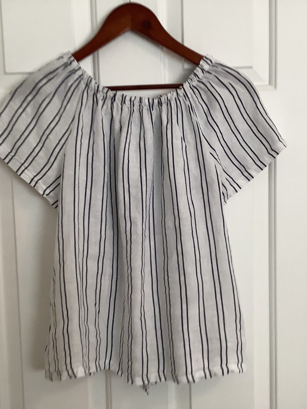 Linen striped Button down top - Picture 4 of 7